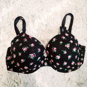 NWOT PINK Wear Everywhere Tshirt Bra Lightly Lined